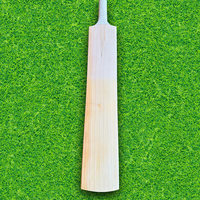 Bate de Críquet Personalizado de Madera de Sauce Inglés para Diestros, Ligero, con Funda, Acabado Profesional, Agarre Cómodo para Jugadores y Equipos