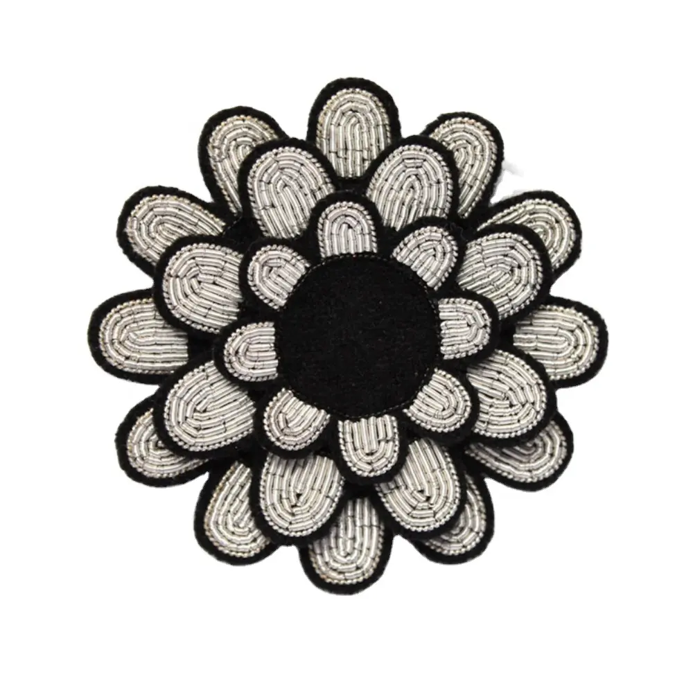 Broche de Bullion de broderie de fleur OEM, vente en gros, broche de Bullion d'or blanc Zari Bullion avec fil coloré, broches conçues