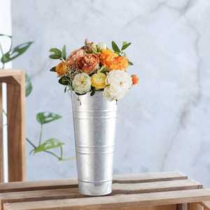 Vase de table minimaliste en laiton, vase décoratif en métal de haute qualité pour l'intérieur de la maison - Product Image 5