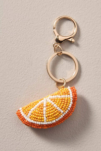 Porte-clés brodé artisanal personnalisé en perles, motifs banane/cerise, soleil/hibou, vin, pour sacs, fabriqué à la main en Inde - Product Image 4