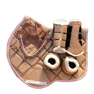 Ensemble de tapis de selle de dressage personnalisables couleur brillante, doublure en tissu durable et confortable pour l'équitation - Product Image 1