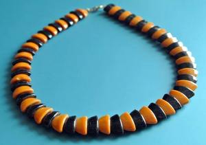 Collier en résine multicolores de haute qualité, collier statement, bijoux pour soirée - Product Image 2