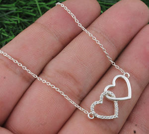 Collier vintage en argent sterling 925 plaqué platine, double cœur entrelacé, pendentif cœur d'amour, délicat, minimaliste, deux cœurs - Product Image 2