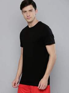 เสื้อยืดคอกลมชายทรงหลวม แขนเสื้อแบบดรอปโชว์เดอร์ ผ้าคอตตอน 100% คุณภาพสูง สีดำ ทรงโอเวอร์ไซส์ สไตล์สตรีทแฟชั่น - Product Image 4