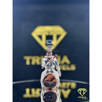 Colgante personalizado hecho a mano con diamantes de moissanita VVS en plata de ley 925, joyería hip hop de Trisha Jewels