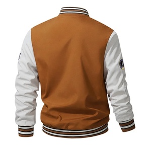 Blouson universitaire en toile pour homme, marron et blanc, avec blocs de couleur, patchs brodés de lettres, col montant, coupe classique, respirant, automne - Product Image 4