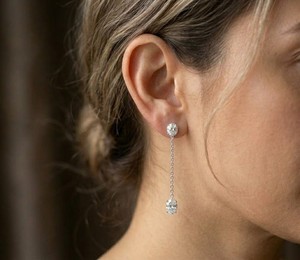 Boucles d'oreilles pendantes personnalisées en or massif 18 carats avec diamants de laboratoire et moissanite ronde ovale, longues chaînes, vente en gros - Product Image 4