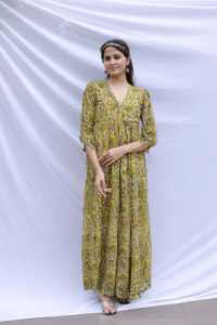 Vestido largo indio hecho a mano de algodón con estampado floral para mujer, elegante vestido de fiesta, regalo de novia personalizado para ella en venta - Product Image 5