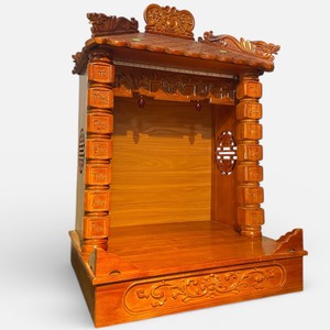 El altar dedicado a la abuela ancestral está tallado en madera de toona. - Product Image 4