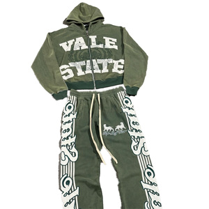 Ensemble streetwear tendance : sweat à capuche en coton délavé et vieilli, pantalon baggy oversize, broderie, impression en relief et strass - Product Image 1