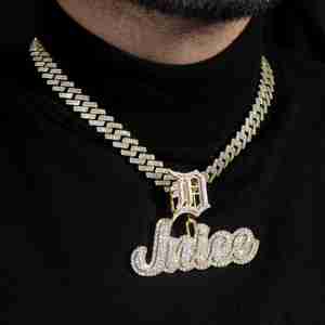 Colgante de moissanita con letra personalizada, estilo hip hop, con letras tipo burbuja, aspecto de diamante, cadena de lujo. - Product Image 4