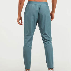 Ensemble coupe-vent respirant en nylon imprimé personnalisé de qualité supérieure pour hommes, vente en gros, ensembles courts, streetwear à fermeture éclair intégrale pour l'hiver - Product Image 6