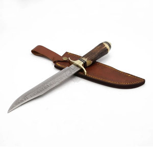 Nouvelle édition haut de gamme : Couteau de chasse Damas fait main, le meilleur couteau Bowie de camping ultra-affûté pour collectionneur, avec manche en bois de cerf et lame fixe. - Product Image 3