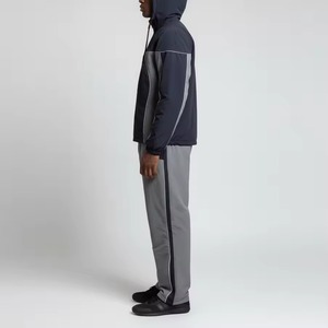 ชุดวอร์มฤดูหนาวแบบสั่งตัดสำหรับผู้ชายไซส์ใหญ่ ชุดแจ็คเก็ตกันลมน้ำหนักเบาแบบมีฮู้ด ผลิตจากไนลอน ระบายอากาศได้ดี กันน้ำ ผลิตจากโพลีเอสเตอร์ - Product Image 5