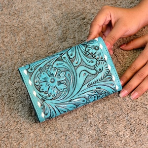 กระเป๋าสตางค์ผู้หญิงหนังแท้สไตล์วินเทจกันน้ำป้องกันการโจรกรรมของขวัญส่วนบุคคลฝาครอบคลัทช์ทำด้วยมือจำนวนมาก - Product Image 3