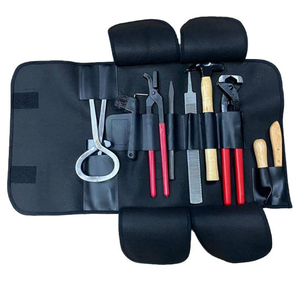 Kit d'outils de fermeur pour chevaux : Pince à sabots, Coupe-sabots, Pince à clous, Râpe, Instruments vétérinaires - Product Image 3