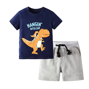 Vêtements d'été en gros pour enfants : T-shirts à manches courtes pour bébés, ensembles de vêtements pour garçons, costumes personnalisés en coton pour le printemps - Product Image 2