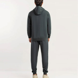 Survêtement d'hiver pour homme, durable, élégant, respirant, séchage rapide, pour la salle de sport, la course à pied, le jogging, léger, décontracté pour tous les jours - Product Image 4