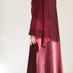 Fabricant d'Abayas sur Mesure pour Femmes - Abaya de Luxe à Col Ouvert avec Développement Rapide des Échantillons et Approvisionnement en Gros - Product Image 3