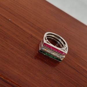 Anillo Triple de Plata de Ley 925 con Circonitas Cúbicas Multicolores Clásicas, Estilo Geométrico Apilable para Mujer, Acabado Pulido, para Boda - Product Image 4