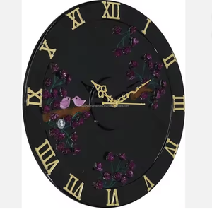 Horloge murale en résine numéro en métal pour espaces intérieurs modernes pour salon décor de salon fait à la main - Product Image 1