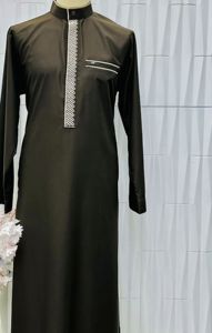 Vente flash : Kandora arabe traditionnel avec tissu respirant de qualité supérieure, manches longues, vêtement islamique pour la prière, occasions Ramadan et Aïd - Product Image 4