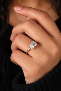 Bague de fiançailles et alliance en or rose 14 carats plaqué or, diamant de laboratoire Toi et Moi, taille émeraude, certifié IGI, bijoux de luxe KEYUR - Product Image 5