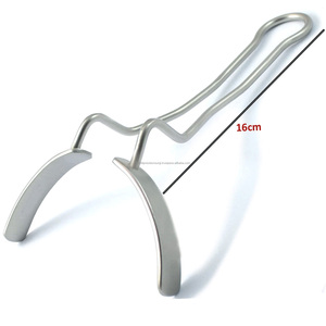 Retractor Bucal Manual WPS-VLR-01 de WORLD PRECISION SURGICAL para Cirugía Oral, Labio y Mejilla, 16 cm, Acero Inoxidable, Color Plateado - Product Image 2