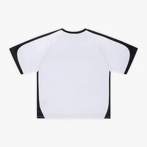 Maillot de football personnalisé pour hommes par sublimation – T-shirt de football rétro noir et blanc – Tenue de sport professionnelle respirante pour l'entraînement en équipe - Product Image 2