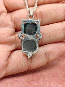 Pendentif arc-en-ciel céleste en quartz avec chaîne, collier élégant en pierres précieuses, cadeau de bijoux pour femmes, design unique et étincelant - Product Image 3