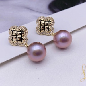Pendientes Colgantes de Perlas de Trébol para Mujer, Perlas Edison Naturales de Agua Dulce de 10-11 mm, Plata Pura de Lujo con un Toque de Elegancia - Product Image 4