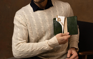 Porta Pasaportes de Cuero Genuino Impermeable y Ecológico, Cartera de Viaje de Moda para Uso Diario, Funda Protectora de Pasaporte con Bloqueo RFID, Venta al por Mayor - Product Image 3