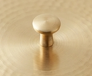 Boîte de rangement ronde en laiton de qualité supérieure avec couvercle et six tasses, design minimaliste, ensemble de vaisselle de cuisine en métal durable - Product Image 2