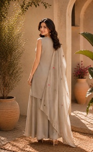 Conjunto de Kurta Tradicional Bordada para Mujer, Corte Holgado, Vestido Étnico Informal, Estilo Indio-Pakistaní - Product Image 2