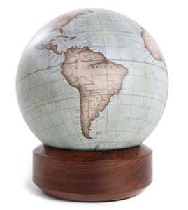 Globe terrestre décoratif de style antique avec base en bois massif, globe terrestre haut de gamme avec carte topographique pour la décoration intérieure de la maison ou du bureau - Product Image 1