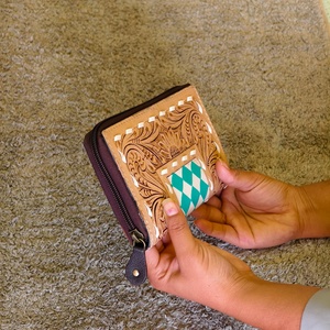 Hand Tooling Florals Carved With Checkered Diamond Pattern 100% Genuine Leather Material Zipper Clutch <b>Wallets</b> For Women & Girls - Product Image 5