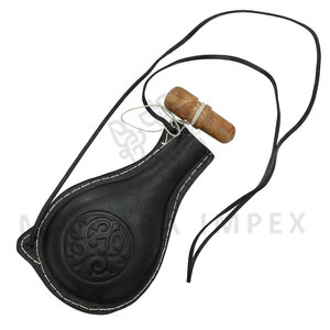 Botella de agua de cuero con tapón de madera y correa para el hombro para camping, senderismo y uso al aire libre, opciones de color rojo y negro. - Product Image 3