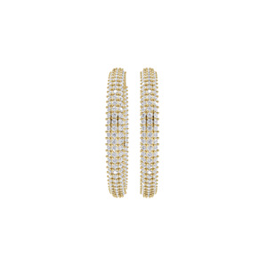 Boucles d'oreilles créoles Aarinya en or 18 carats à trois rangs de diamants, certifiées IGI, avec diamants ronds brillants cultivés en laboratoire - Product Image 2
