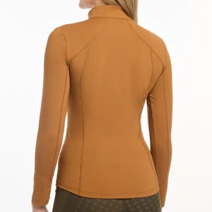 Chemise de compétition équestre de haute qualité, extensible dans 4 directions, en tissu technique doux au toucher, idéale pour la compétition et les spectacles. - Product Image 3