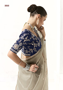 คอลเลคชั่นล่าสุด ชุดแต่งงานอินเดีย ผ้าไหมดีไซเนอร์ งานปักลายสุดประณีต ชุดส่าหรี ชุดพื้นเมือง - Product Image 5