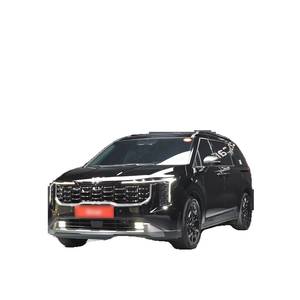 Kia Carnival 2024 de 7 Plazas, Asientos de Cuero, Volante a la Izquierda, Caja de Cambios Automática, Cámara Trasera, 10,490 km, Color Gris Grafito, Diésel - Product Image 1