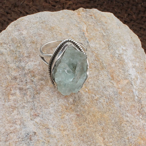 Anillo de Plata de Ley 925 Hecho a Mano con Aguamarina Natural, Gema Auténtica, Joyería Artesanal Vintage, Regalo de Boda para Mujer, Venta al Por Mayor - Product Image 3