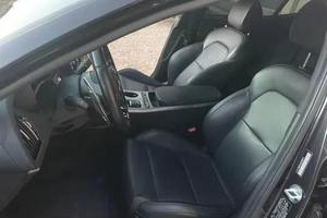 Stinger GGT 2020, <span class=keywords><strong>berlina</strong></span> sportiva di lusso, 365 CV, biturbo, cambio automatico, Launch Control, pneumatici Premium R19, trazione anteriore. - Product Image 3
