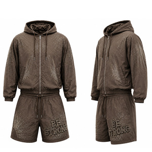 Ensemble coupe-vent performance : veste à capuche respirante et short assorti – Style décontracté et actif pour le quotidien - Product Image 1