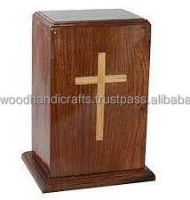 Urnas de cremación hechas a mano de madera al por mayor Diseño elegante Hecho de madera pura Estilo lujoso Calidad de alto estándar - Product Image 3