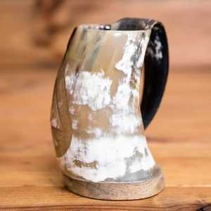 Taza de Cuerno de Búfalo Hecha a Mano, Forma Natural, Pulida, Duradera, Segura para Alimentos, Artículo Coleccionable, Decoración Rústica para el Hogar, Regalo de Boda, Moderna - Product Image 2