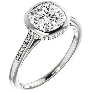 Bague de Fiançailles, de Mariage ou de Promesse de Luxe en Argent Sterling 925 avec Moissanite Taille Coussin et Sertissage Clos, Cadeau pour Elle - Product Image 3