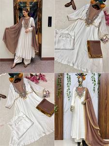 Traje Anarkali Tradicional Indio-Pakistaní para Mujer, Blanco, Largo hasta el Suelo, con Dupatta Marrón, Corte Holgado, para Bodas - Product Image 4