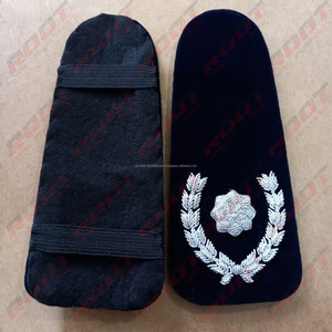 Epaulettes de Lujo Personalizadas con Encaje Bordado y Correa de Hombro de Gancho y Bucle, Detalle Hecho a Mano, Tipo Mariposa, para Uniformes Hechos a Medida - Product Image 6