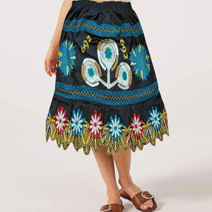 Faldas Micronesias Bordadas con Diseños y Estilos Auténticos, Faldas Micronesias Auténticas Personalizadas al por Mayor - Product Image 1